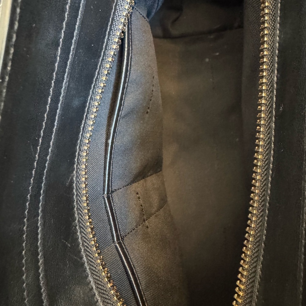Coach Swagger 30 Black Pebbled Leather with Gold Hardware - Picture 8 of 11